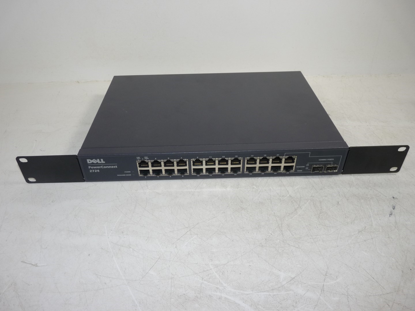 Dell powerconnect 2724