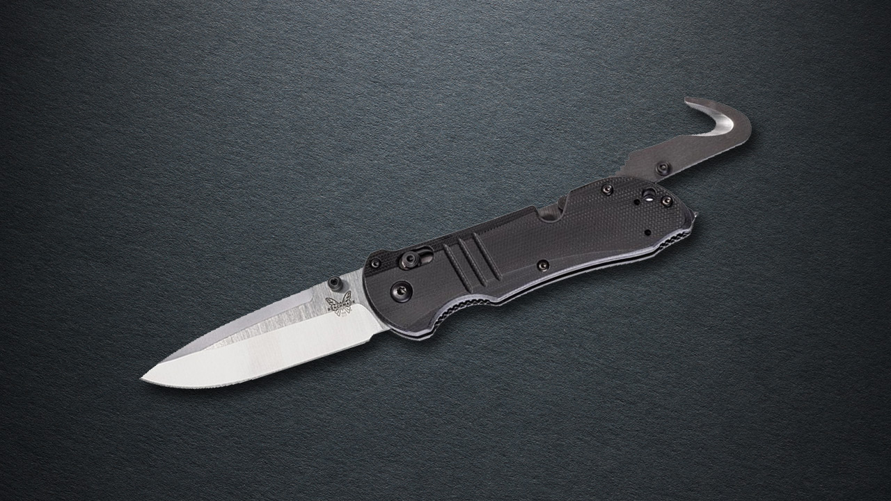 Benchmade triage 917